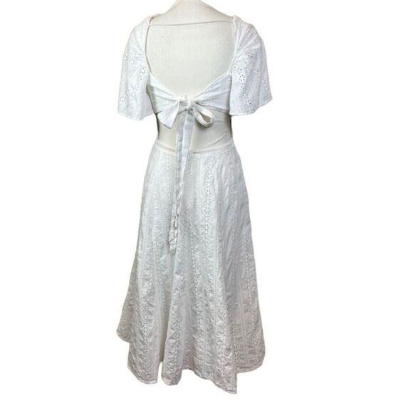 Finders Keepers Sundays Dress White Eyelet Open Back Ruffle Hem High Low Size 6 - Picture 6 of 14